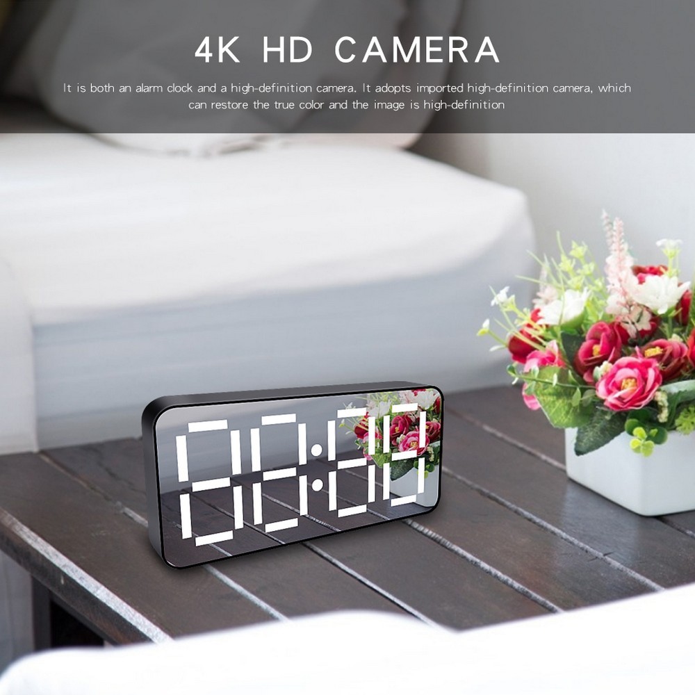4K secret camera in clock